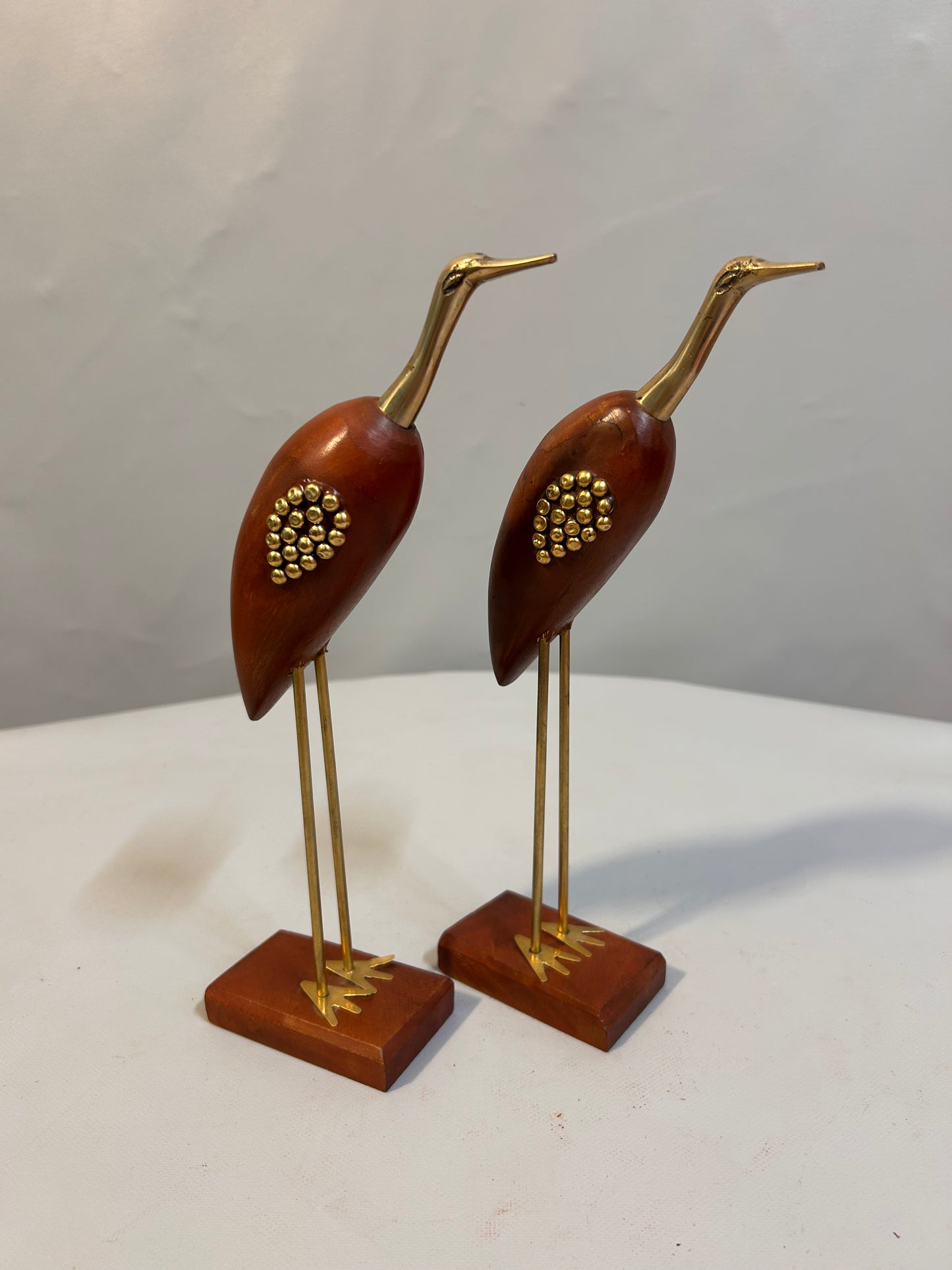 Height 27cm Wooden & Brass Bird Figurine Set – Elegant Love Birds Home Decor – Vintage Crane Statue – Unique Tabletop Sculpture for Gifting