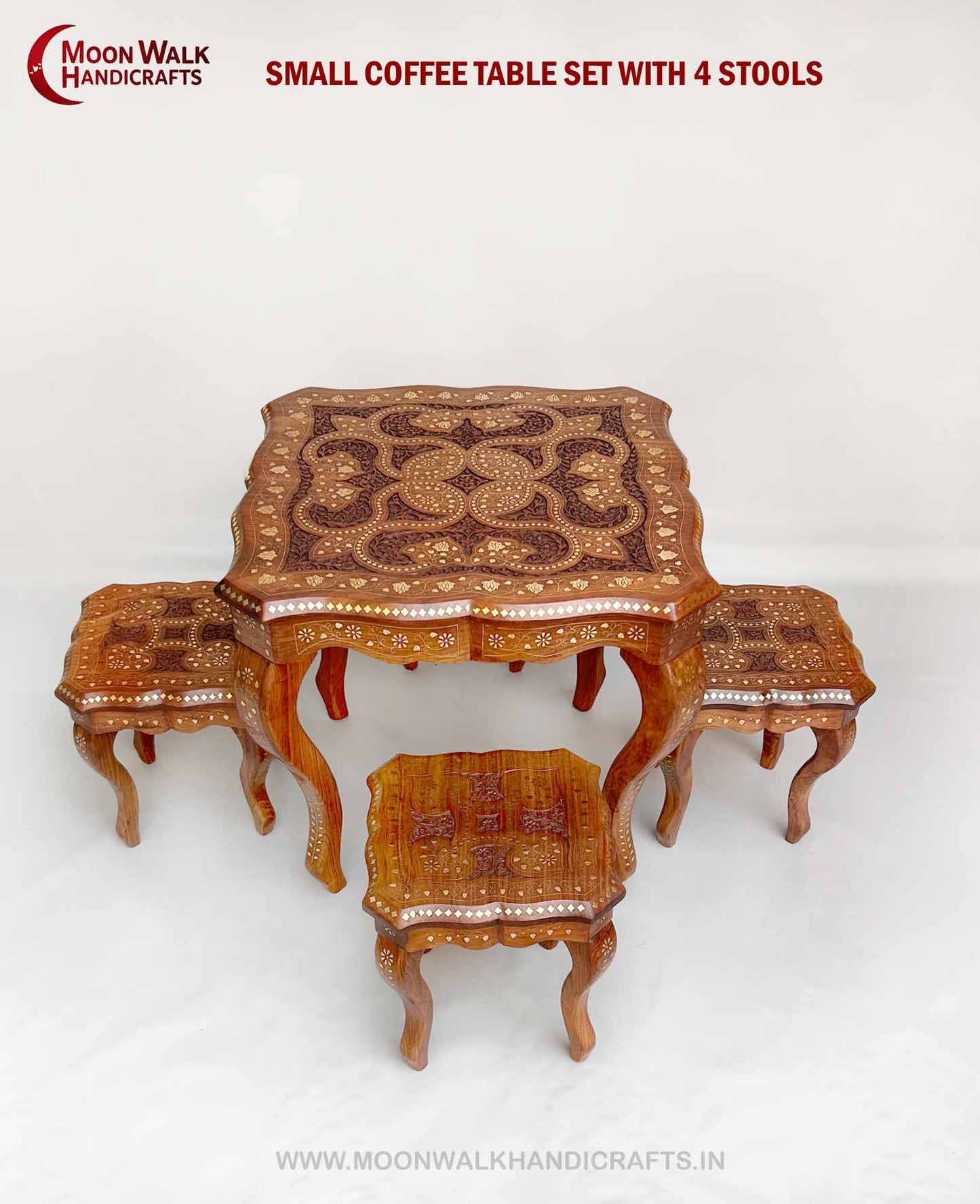 24" Kleines Couchtisch-Set aus Holz mit 4 Hockern, handgefertigte dekorative Einlage, traditioneller indischer Stil, elegantes Wohnzimmer & Wohndekor-Akzent