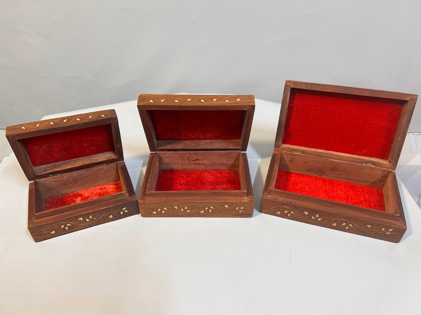 set of 3 Wooden Jewelry Box with Brass Inlay & Floral Carving, Indian Keepsake Trinket Storage Box, Vintage Decorative Organizer