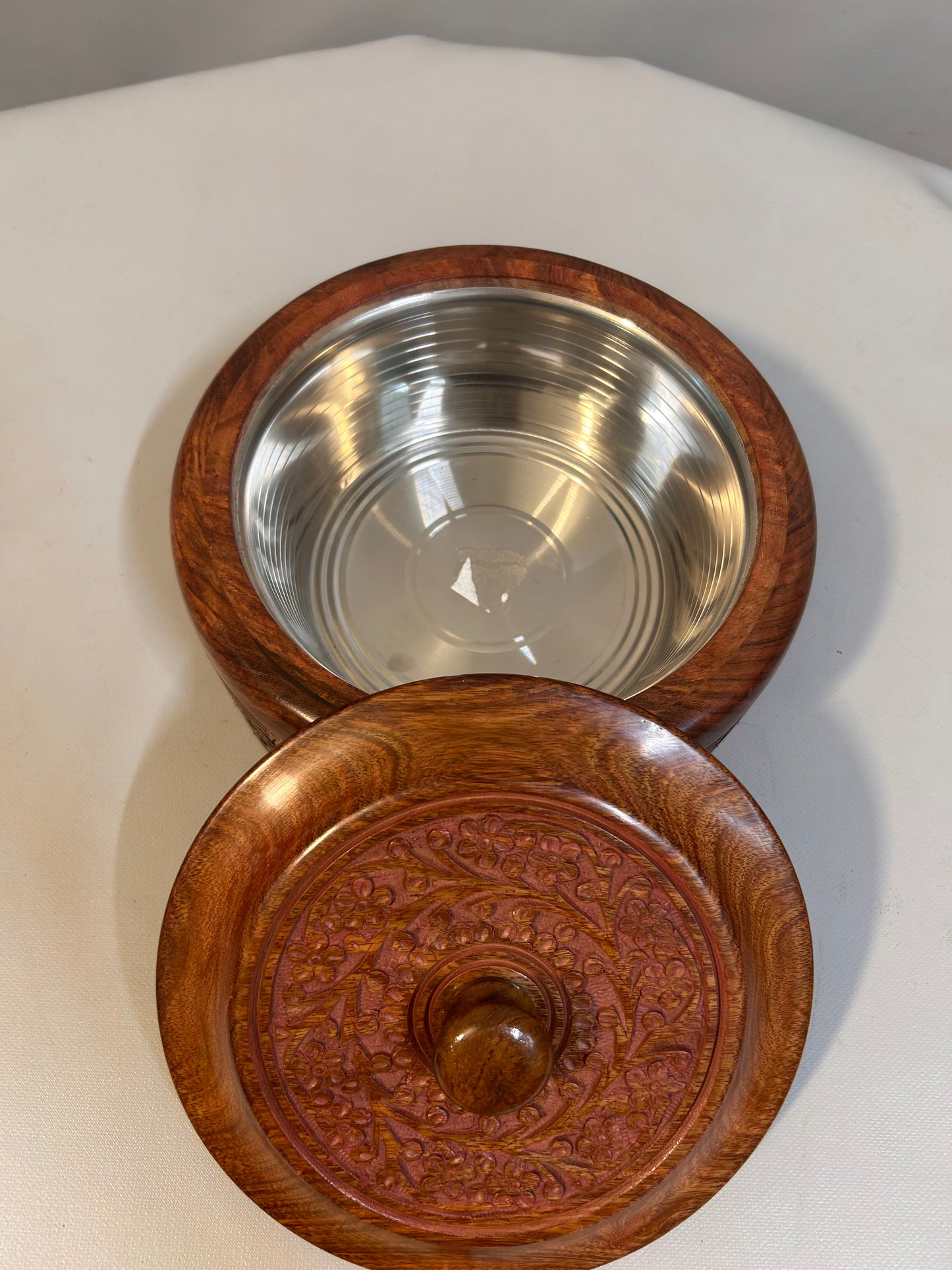 Handmade Wooden Chapati Box with Lid, 14cm x 23cm Roti Storage Container, Engraved Bread Box, Round Kitchen Organizer, Indian Kitchen Gift