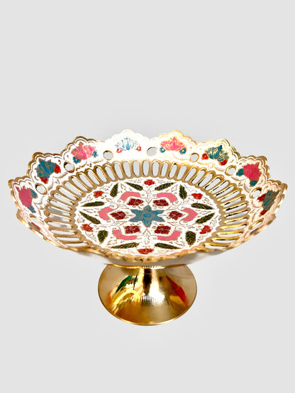 Elegante florale dekorative Schale aus Messing